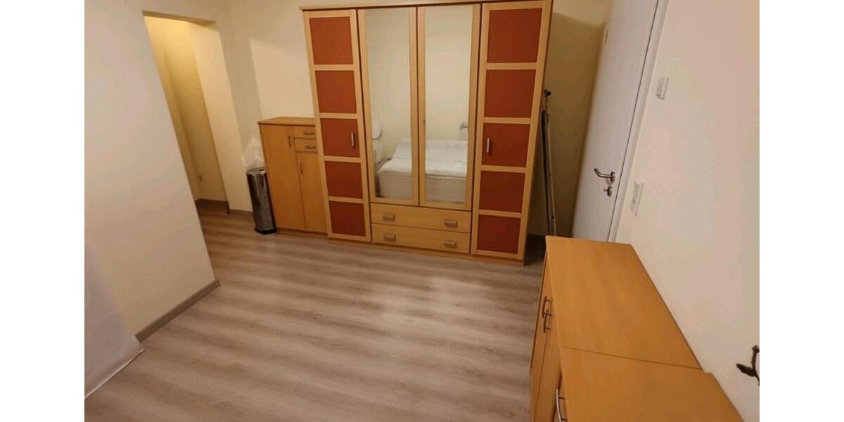 Hochparterre Detmold Hiddesen - 2 Zimmer, 64 m&sup2;, 665&euro; | Angebot:26049779