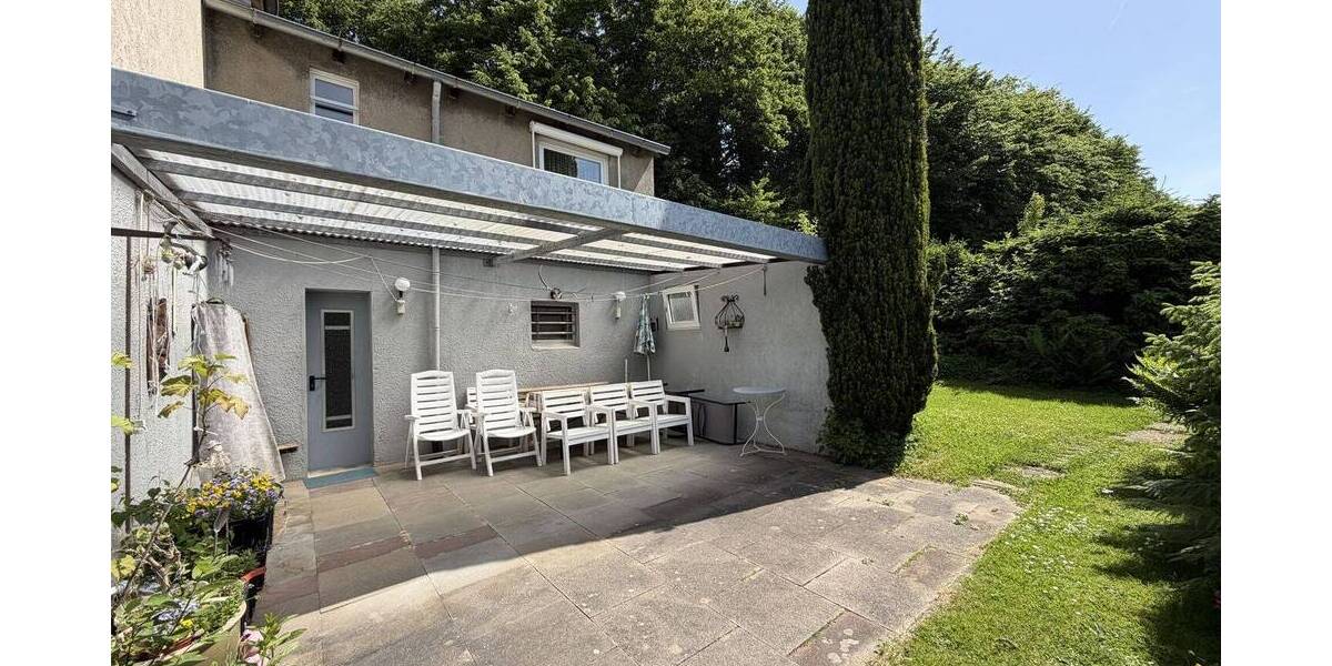 Einfamilienhaus Detmold / Heiligenkirchen Heiligenkirchen - 5 Zimmer, 133 m&sup2;, 225.000&euro; | Angebot:26879561