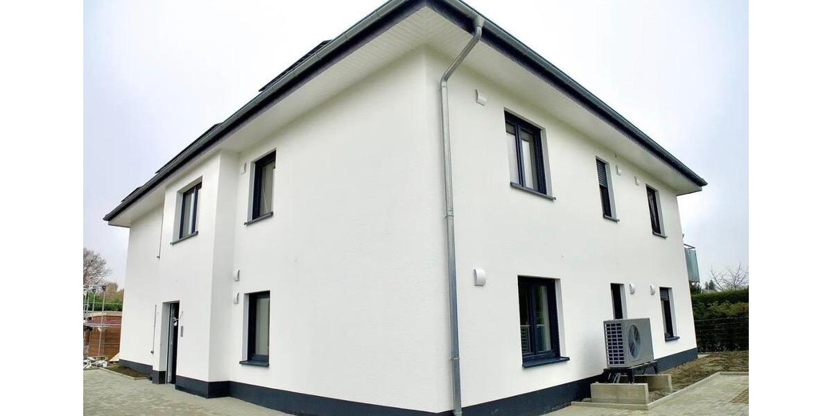 Erdgeschoßwohnung Bad Oeynhausen Rehme - 3 Zimmer, 80 m&sup2;, 1.080&euro; | Angebot:26700887