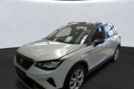 Seat Arona 28.562 km 18.990 &euro; Gütersloh 33330