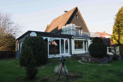 Haus Bielefeld Jöllenbeck - 7 Zimmer, 196 m&sup2;, 359.000&euro; | Angebot:26096454
