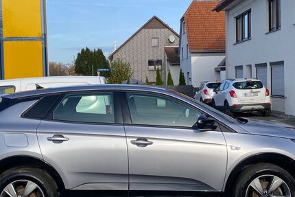 Opel Grandland (X) 11.950 km 23.900 &euro; Detmold 32758