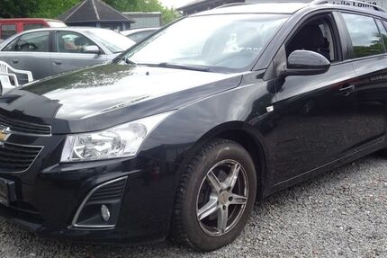 Chevrolet Cruze 230.000 km 1.390 &euro; Löhne 32584