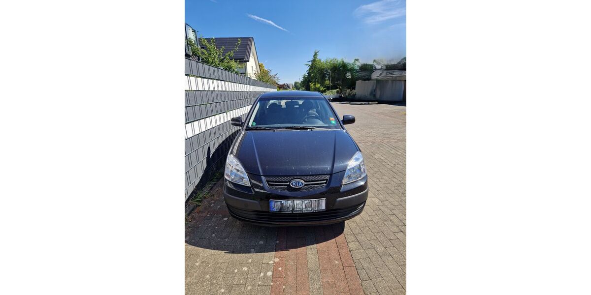 Kia Rio 189.900 km 2.500 &euro; Schloß Holte-Stukenbrock 33758