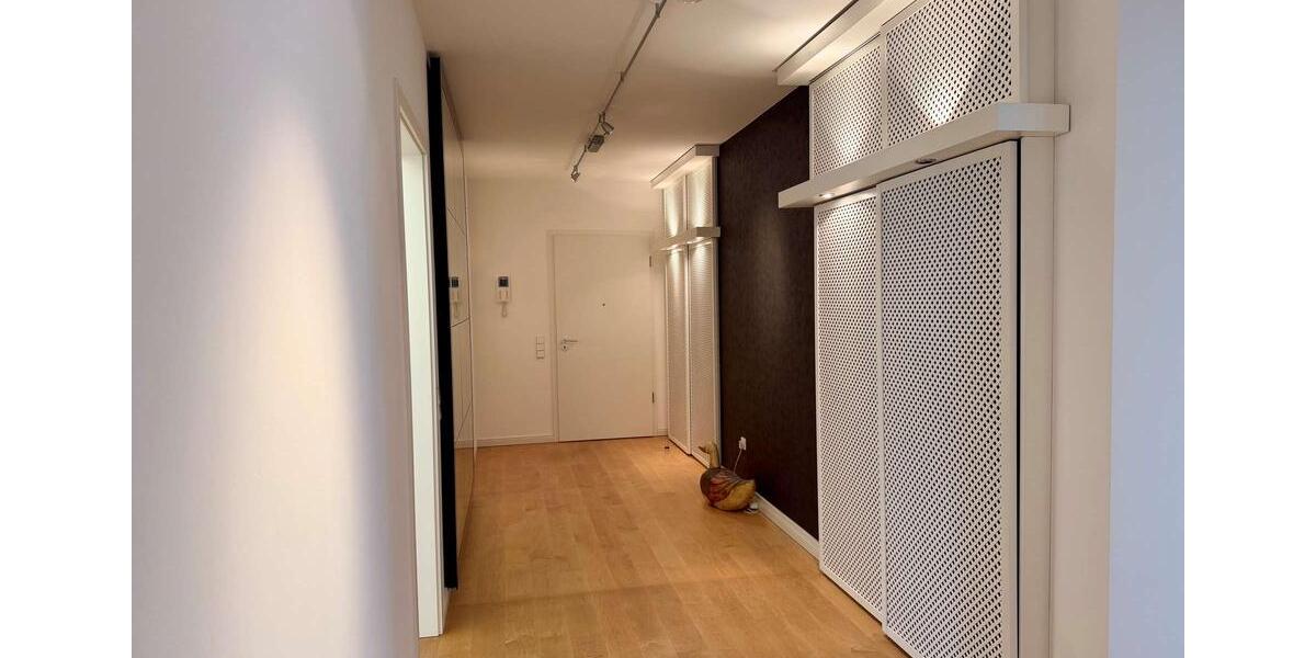 Etagenwohnung Bad Oeynhausen - 3 Zimmer, 160 m&sup2;, 1.750&euro; | Angebot:25715696