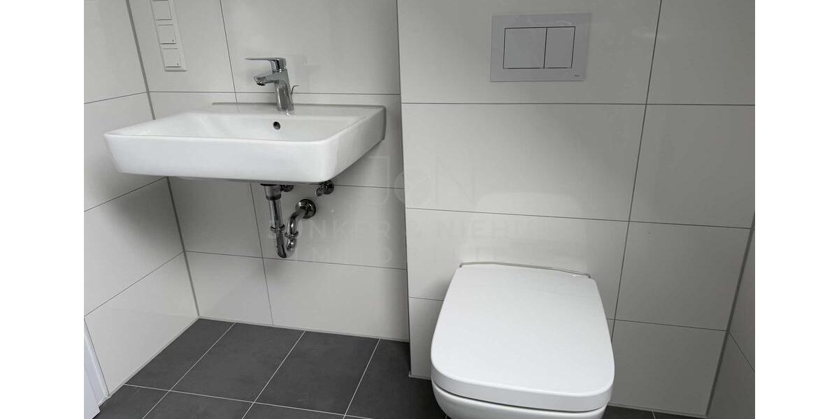 Dachgeschoßwohnung Leopoldshöhe - 3 Zimmer, 76 m&sup2;, 650&euro; | Angebot:25233590