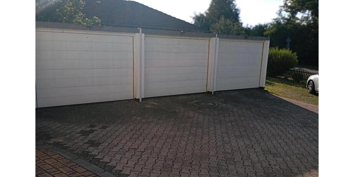 Etagenwohnung Schloß Holte-Stukenbrock Stukenbrock - 3 Zimmer, 85 m&sup2;, 230.000&euro; | Angebot:27081319