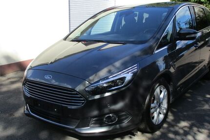 Ford S-Max 196.400 km 12.400 € Vlotho 32602