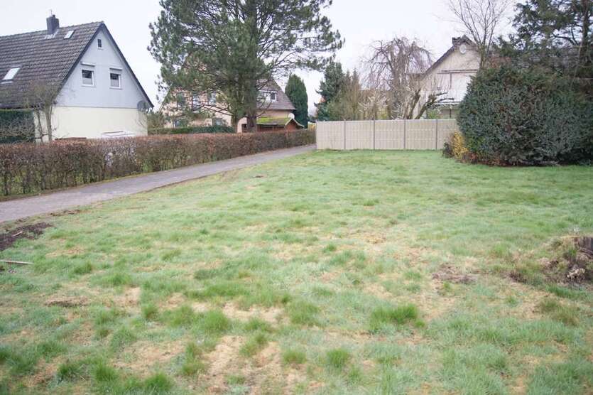 Grundstück zu verkaufen in Detmold Meiersfeld 189.900 € 1088 m²