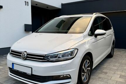 VW Touran 153.950 km 14.750 &euro; Rödinghausen 32289