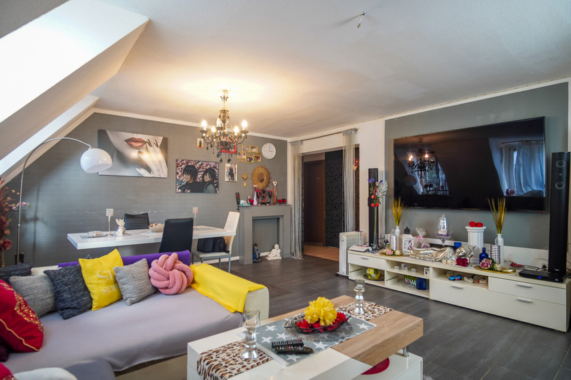 Top-Investment in Citylage – MFH mit Gewerbe in Massivbauweise mit attraktiver Fachwerkverblendung zimmer