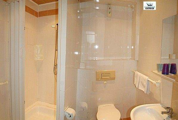 Zum PACHTKAUF undoder KAUF: Ein GARNIHOTEL mit 21 Zimmern mitten in NRW in der Metropolregion Rhein-Ruhr! 2 zimmer