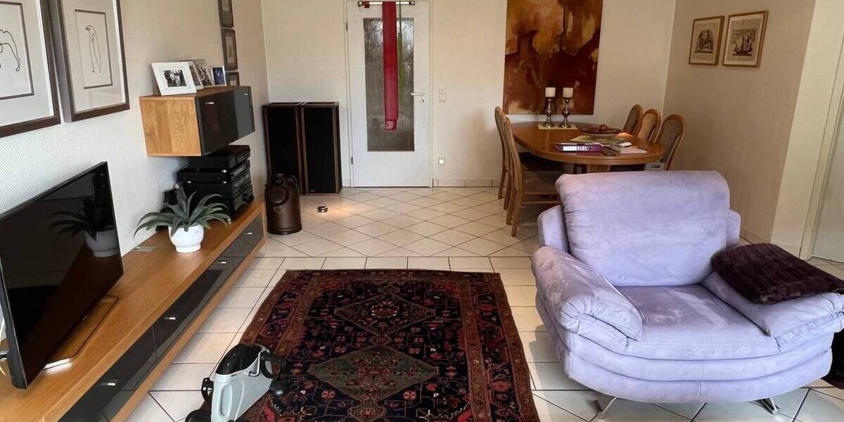 RESERVIERT: Wohnkomfort pur: Eigentumswohnung mit Südbalkon & zwei Stellplätzen in Löhne-Gohfeld 4 zimmer