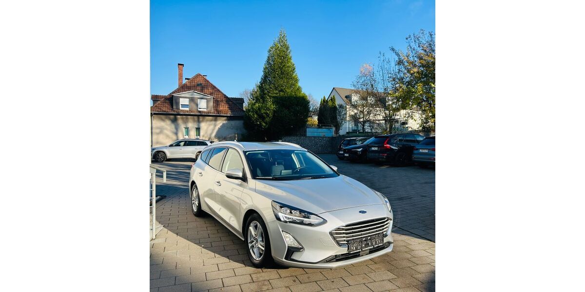 Ford Focus 101.000 km 15.700 &euro; Bielefeld 33647