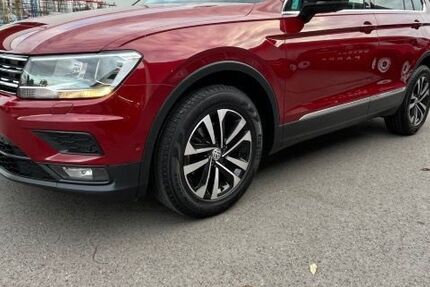 VW Tiguan 76.900 km 20.390 &euro; Lage 32791