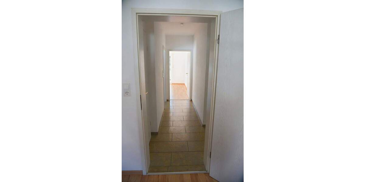 GT-Kattenstroth 3 Zimmer-Wohnung mit Balkon und Tiefgarage in ruhiger und zentraler Lage 3 zimmer