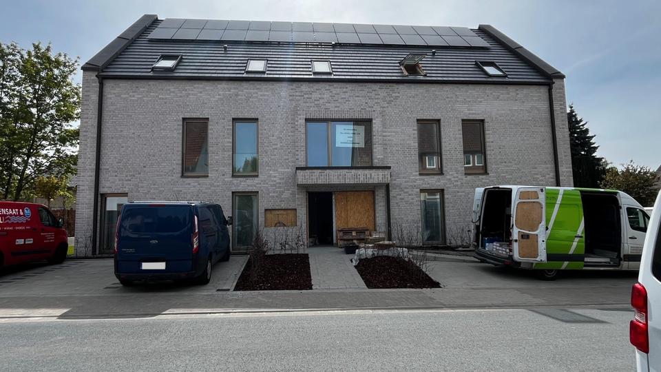 Erdgeschoßwohnung Halle - 3 Zimmer, 81 m&sup2;, 1.250&euro; | Angebot:26459555