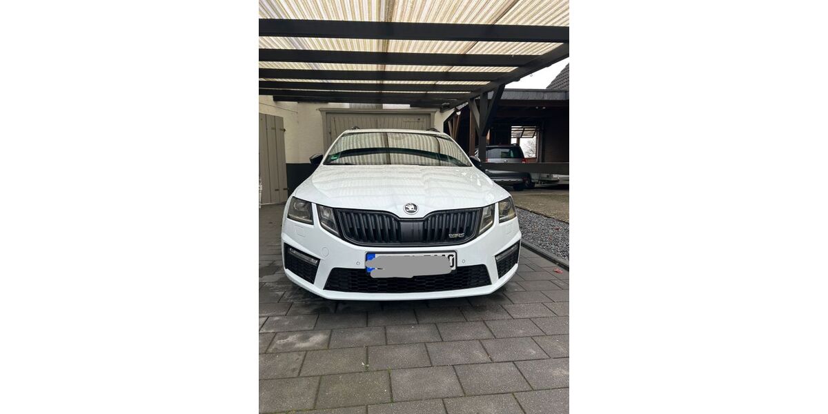 Skoda Octavia 183.000 km 15.200 &euro; Melle 49328