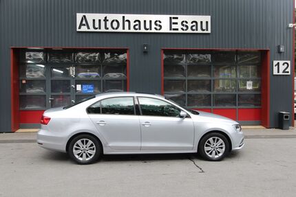 VW Jetta 59.200 km 12.700 &euro; Schloß Holte 33758