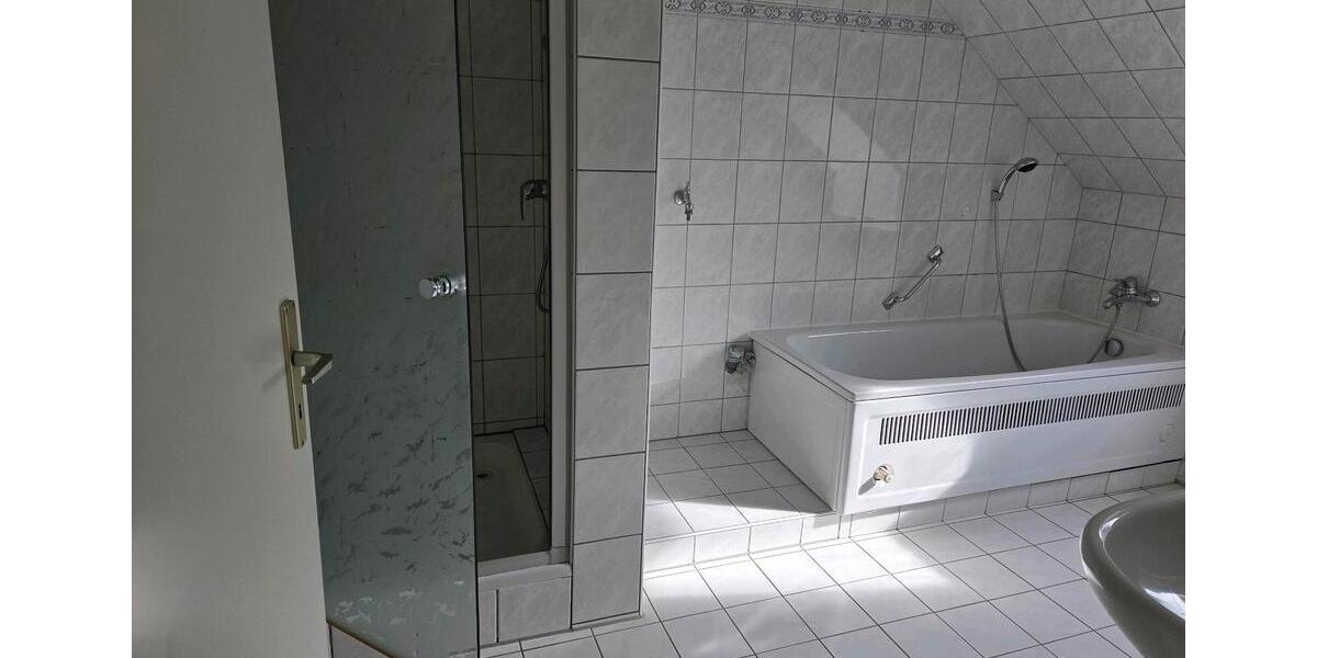 3-Zimmer Wohnung 1.OG ab 01.03.26 3 zimmer