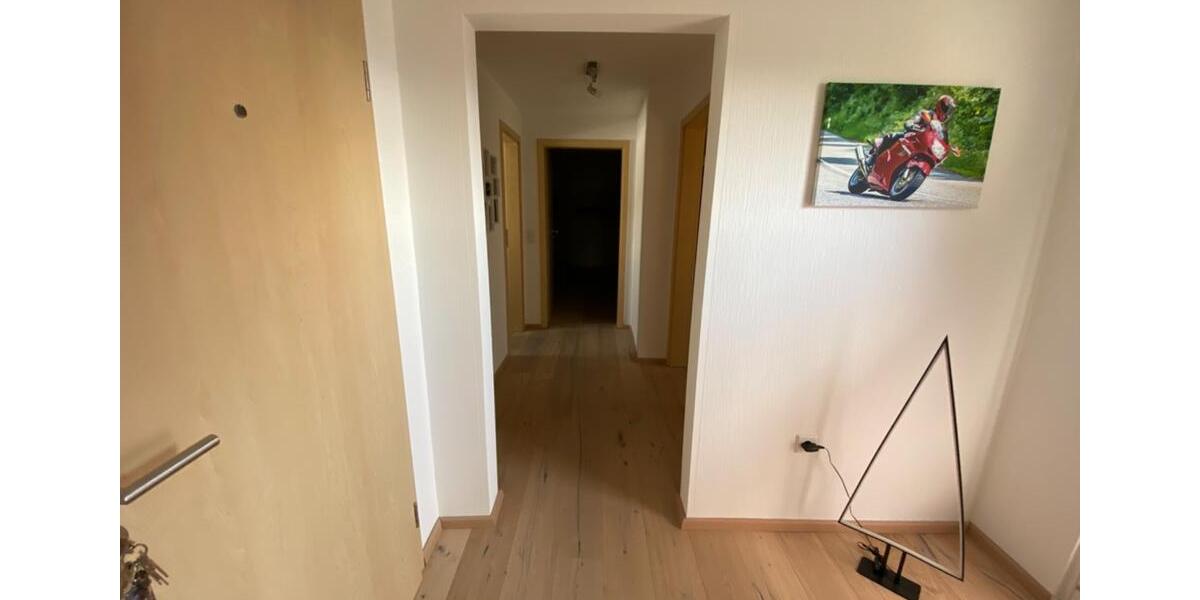 Dachgeschoßwohnung Detmold Hakedahl - 3 Zimmer, 90 m&sup2;, 129.900&euro; | Angebot:26901778