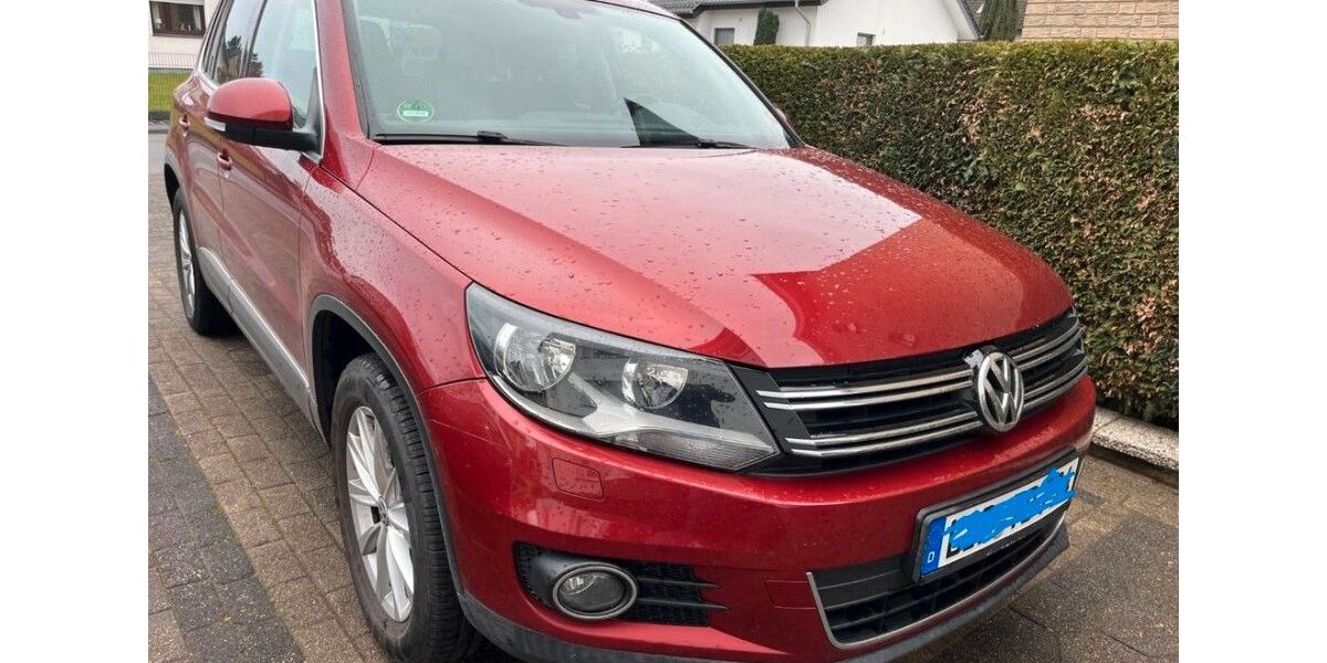 VW Tiguan 207.916 km 9.100 &euro; Detmold 32758