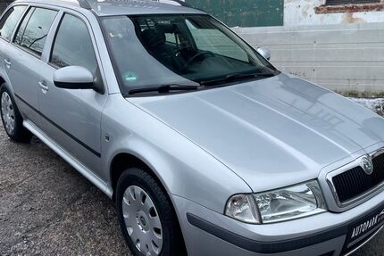 Skoda Octavia 139.000 km 5.250 &euro; Bielefeld 33617