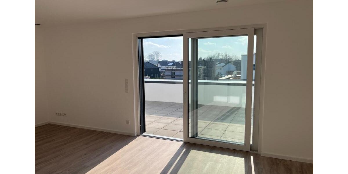 Offene Neubauwohnung mit großer Terasse 3 zimmer
