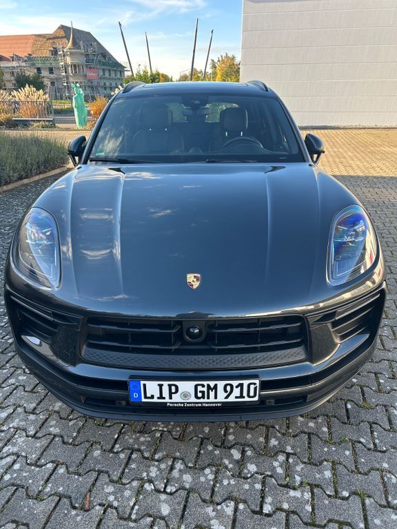 Porsche Macan 39.850 km 62.950 € Detmold 32756