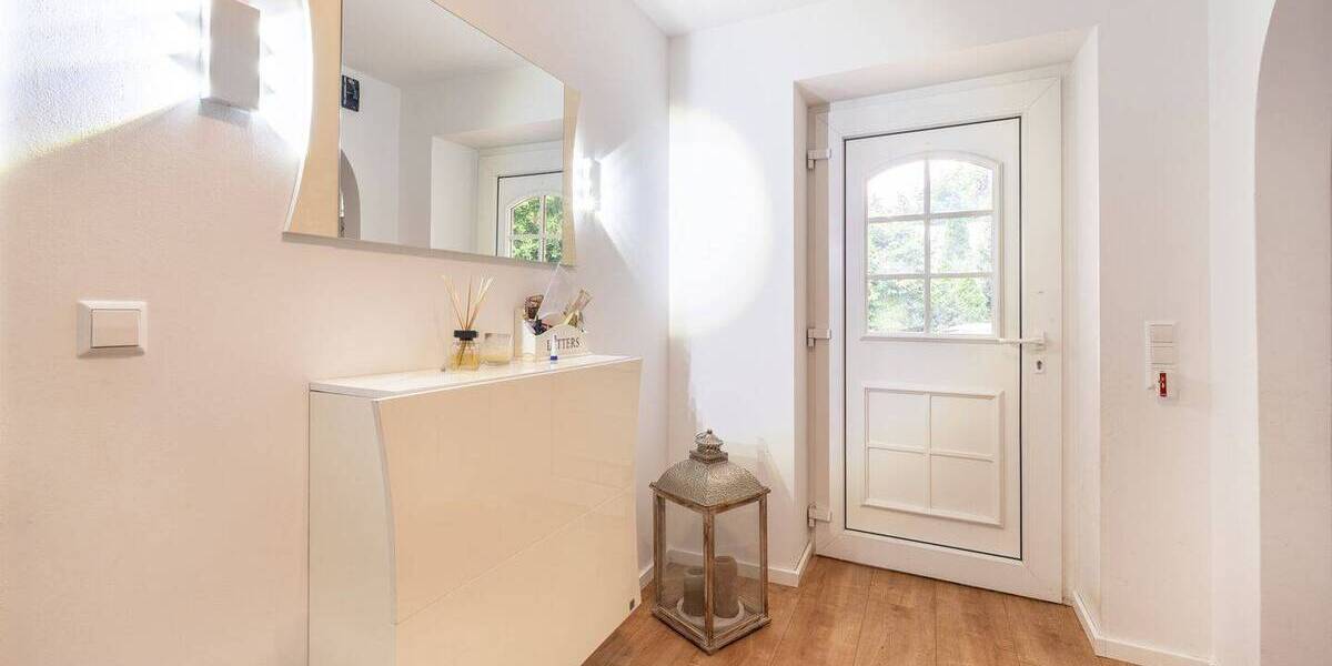 Einfamilienhaus Schloß Holte-Stukenbrock Schloß Holte - 8 Zimmer, 146 m&sup2;, 799.000&euro; | Angebot:25679052