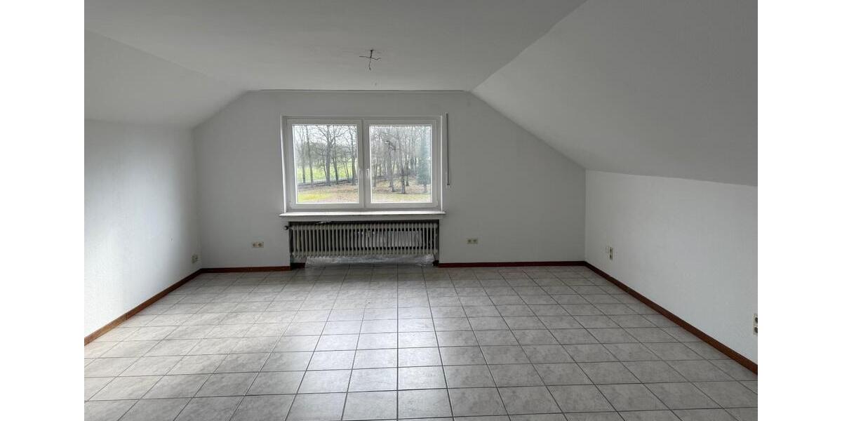 Dachgeschoßwohnung Versmold - 2 Zimmer, 73 m&sup2;, 580&euro; | Angebot:25765384