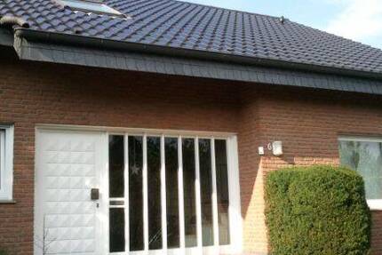Sehr schöne EG-Wohnung mit Terrasse und großem Garten!