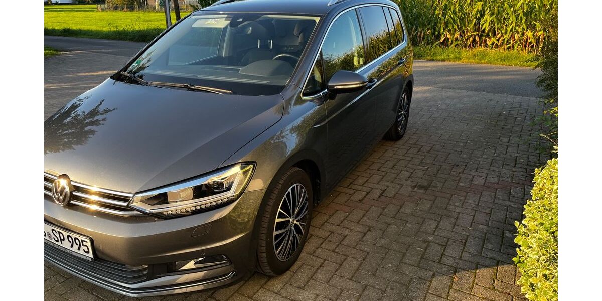 VW Touran 128.500 km 18.990 &euro; Melle 49324