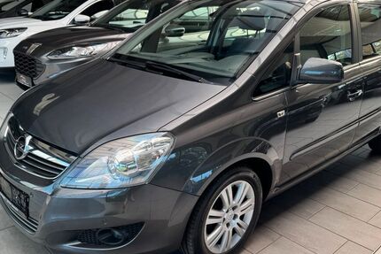 Opel Zafira 124.000 km 7.950 € Detmold 32758