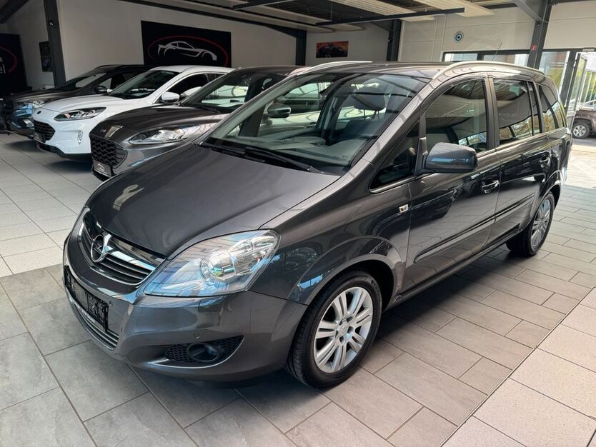 Opel Zafira 124.000 km 7.950 € Detmold 32758