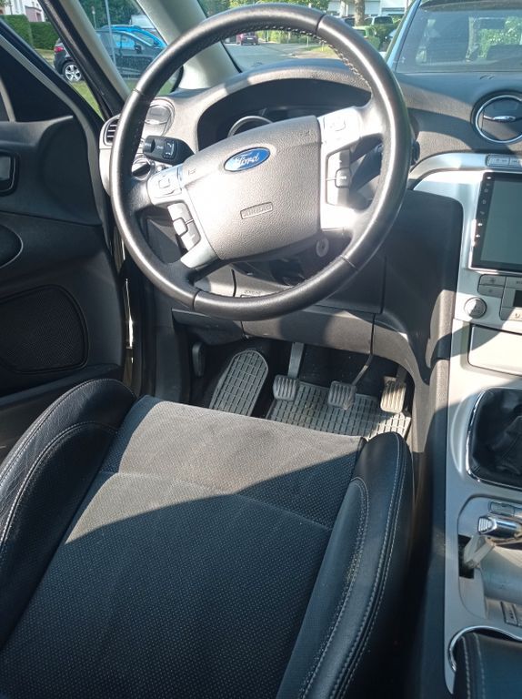 S-Max