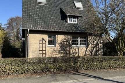 Haus Gütersloh Isselhorst - 7 Zimmer, 140 m&sup2;, 450.000&euro; | Angebot:26201145