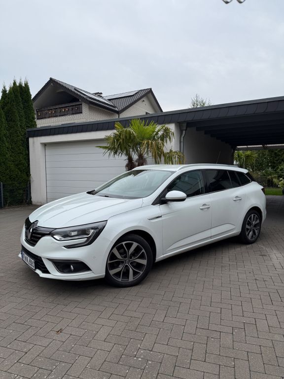 Renault Megane 173.556 km 9.200 € Bielefeld 33647