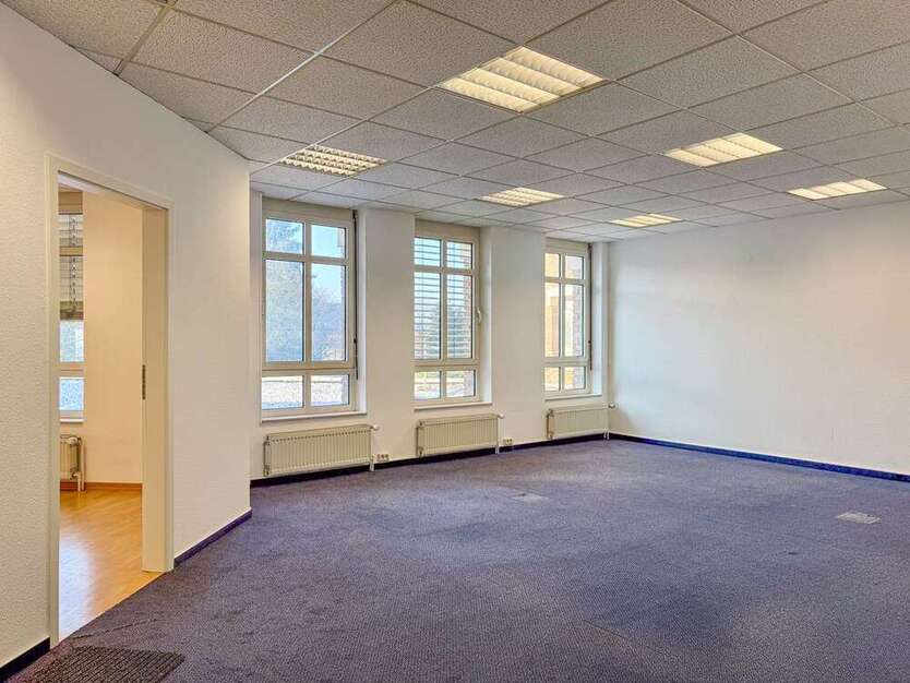 Büro in Bielefeld 1.556 € 183 m²
