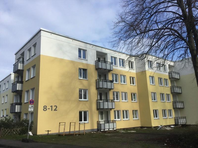 Renovierte 3-Zimmerwohnung mit Balkon zu vermieten. zimmer