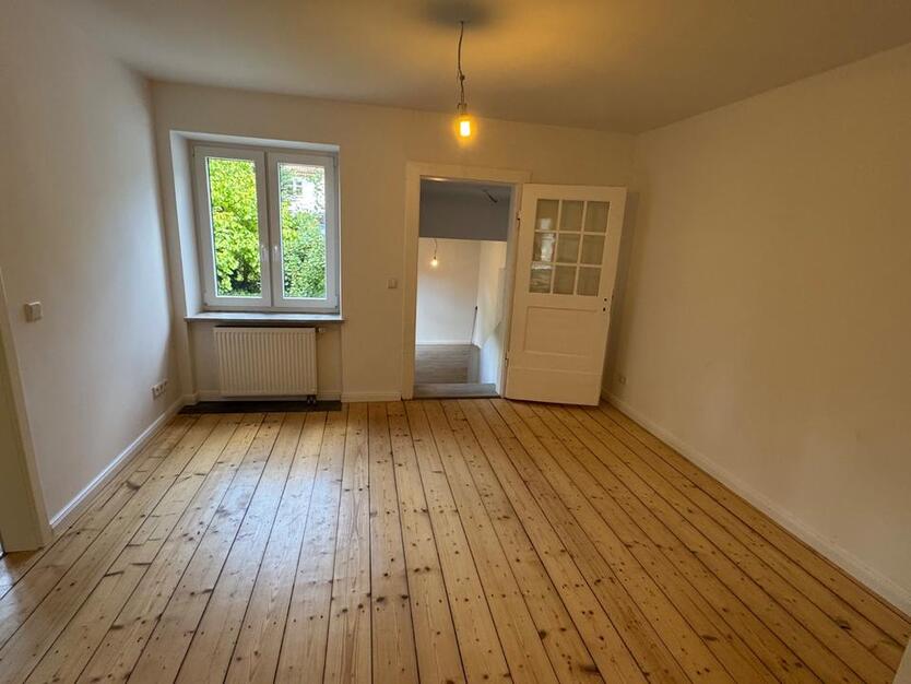 Sanierte Doppelhaushälfte in bester Lage