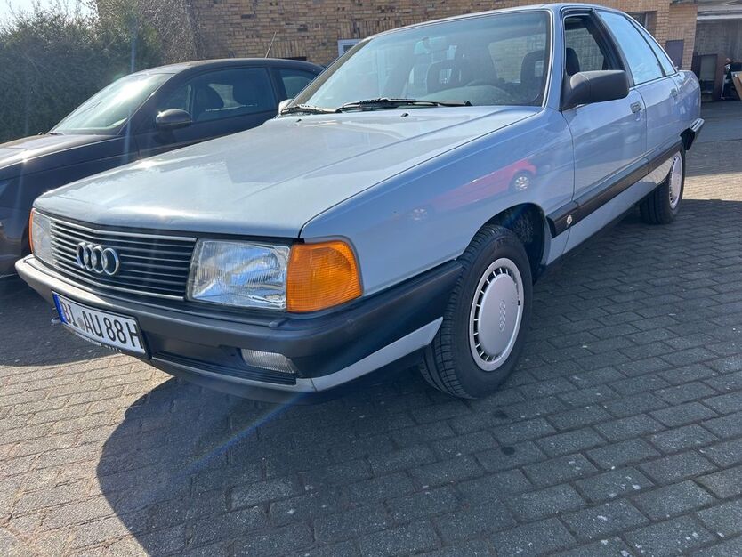Audi 100 300.000 km 4.900 € Bielefeld 33689