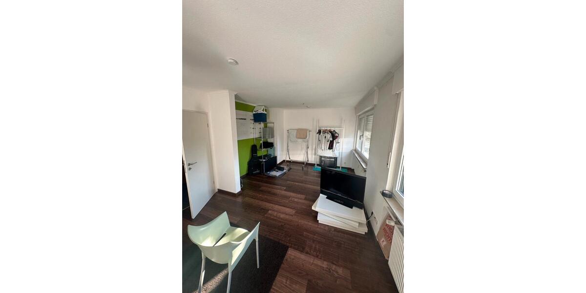 Zentrale 2 Zimmer Wohnung mit Stellplatz Ideal für max. 2 Persone 2 zimmer