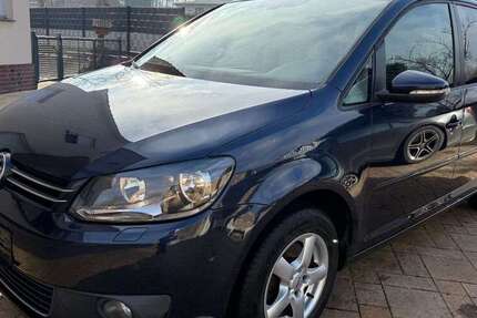 VW Touran 153.411 km 10.900 &euro; Versmold 33775
