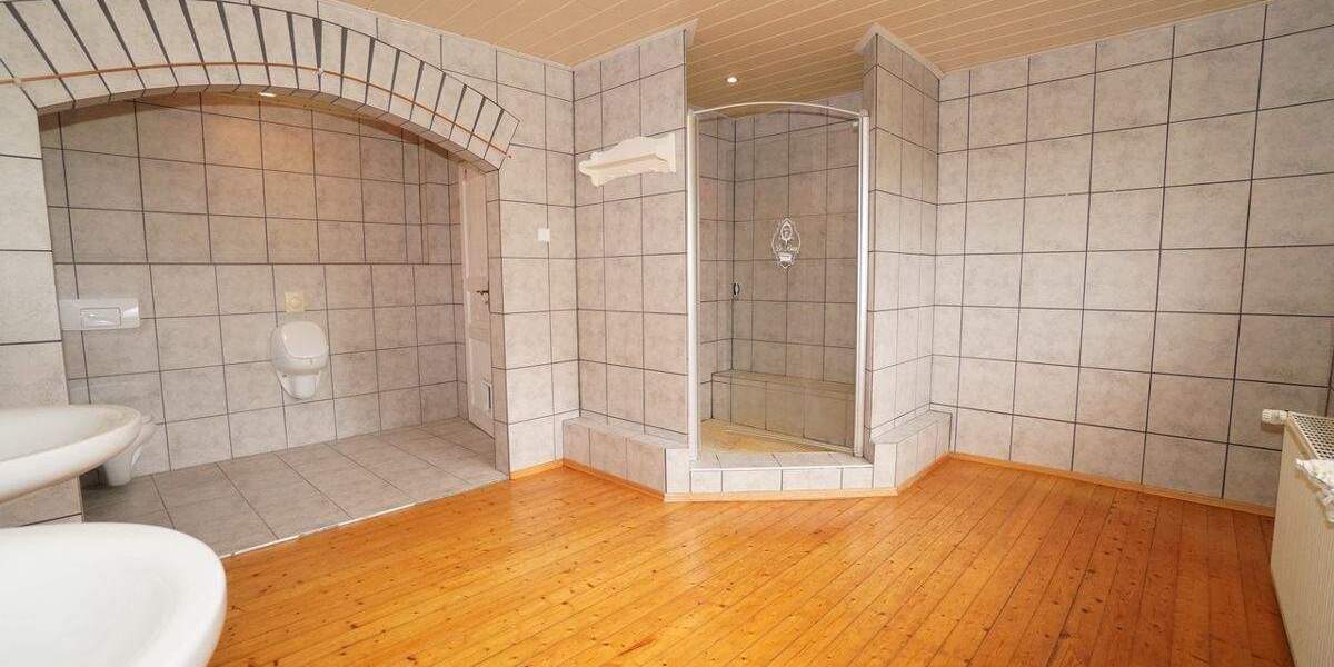 Mehrfamilienhaus, Wohnhaus Gütersloh / Hollen Hollen - 5 Zimmer, 149 m&sup2;, 349.000&euro; | Angebot:25611390