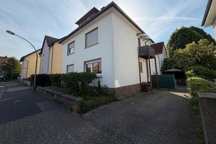 Haus Lage - 11 Zimmer, 300 m&sup2;, 425.000&euro; | Angebot:27262168