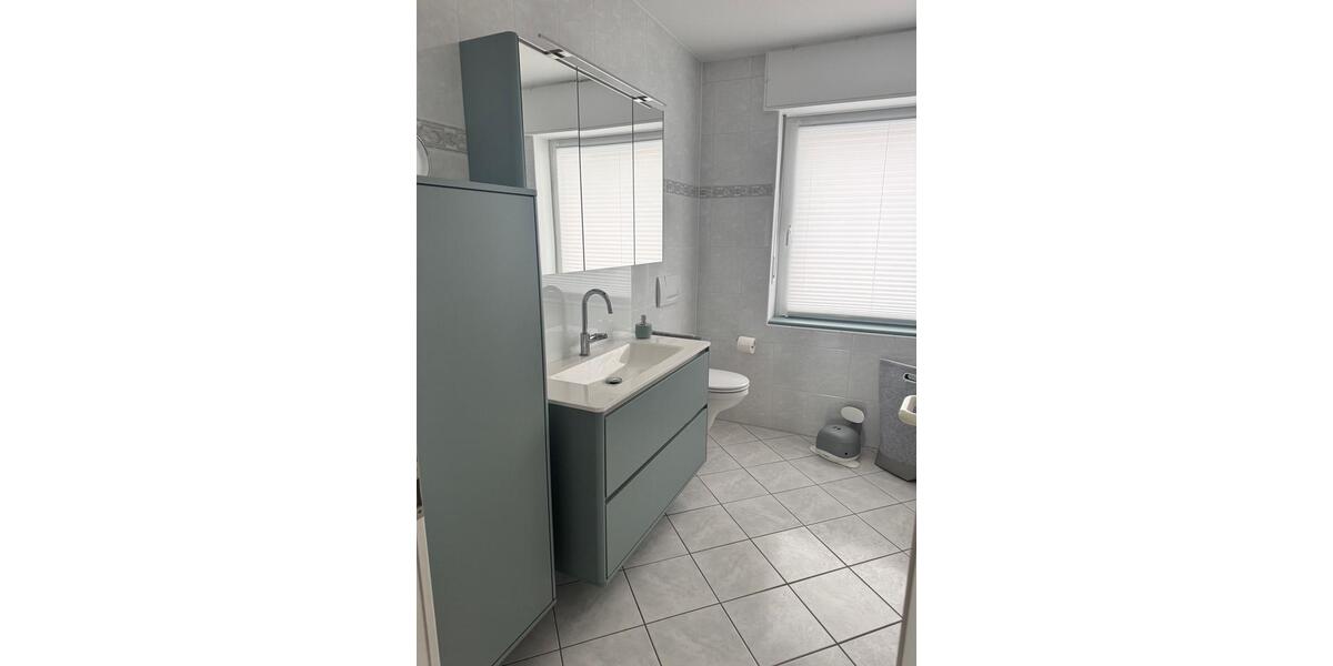 Etagenwohnung Gütersloh Isselhorst - 3 Zimmer, 120 m&sup2;, 1.100&euro; | Angebot:24780694