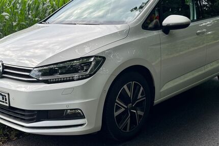VW Touran 87.000 km 26.840 &euro; Bielefeld 33689