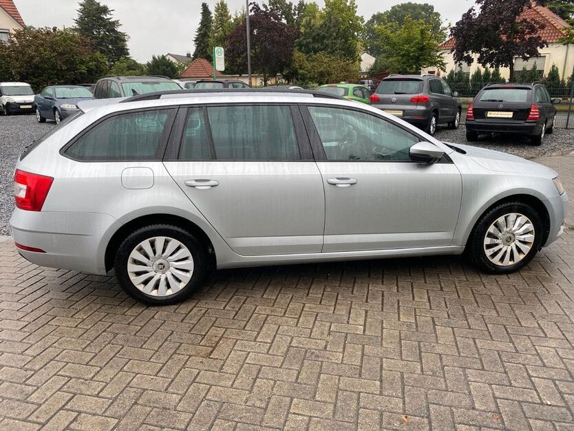 Skoda Octavia 249.800 km 8.250 € Versmold 33775