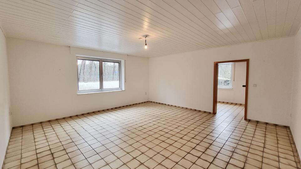 Erdgeschoßwohnung Bielefeld Sennestadt - 2.5 Zimmer, 110 m&sup2;, 790&euro; | Angebot:25864469